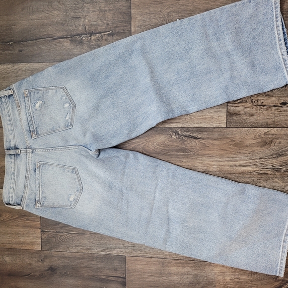 KanCan Distressed Light Blue Women's Wide Leg Crop Jeans. 100 Percent Cotton - Picture 4 of 4